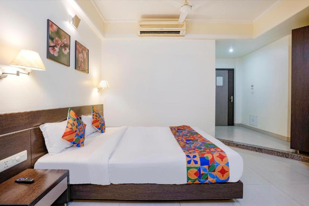 فندق Gandharva Residency Swargate بونة المظهر الخارجي الصورة