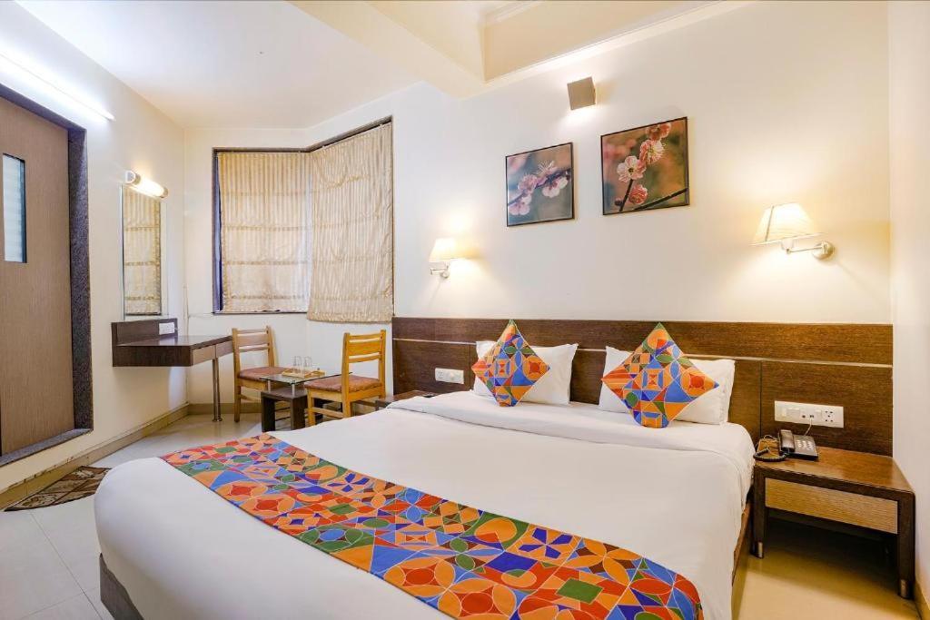 فندق Gandharva Residency Swargate بونة المظهر الخارجي الصورة